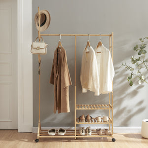 [en.casa] Bamboe kledingrek Ikaalinen op wielen 176x100x38 cm houtkleurig