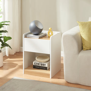 Nachtkastje Kuorshare 55x42x37 cm wit en eikenkleurig [en.casa]