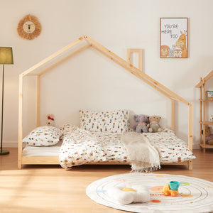 Kinderbed Siuntio huisbed met matras naturel [en.casa]