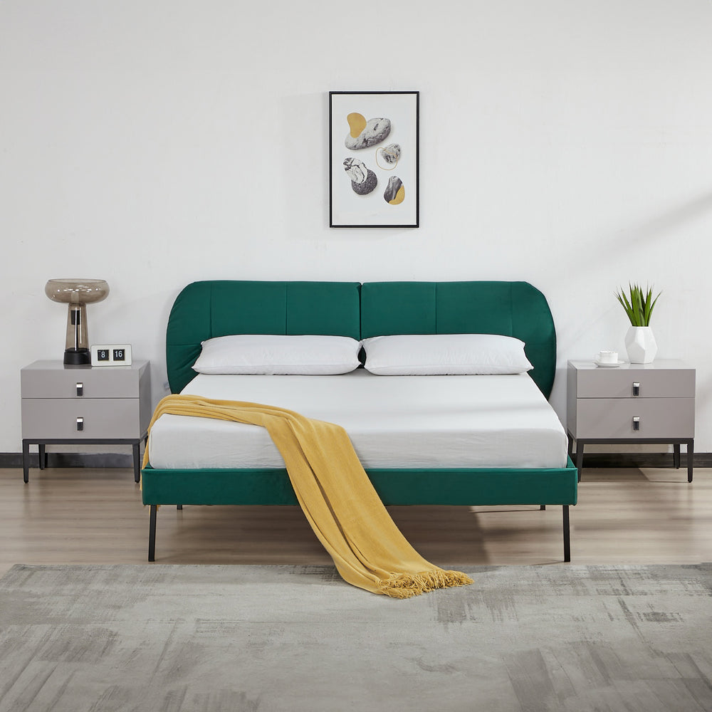 Gestoffeerd bed Porvoo met bedbodem en matras [en.casa]