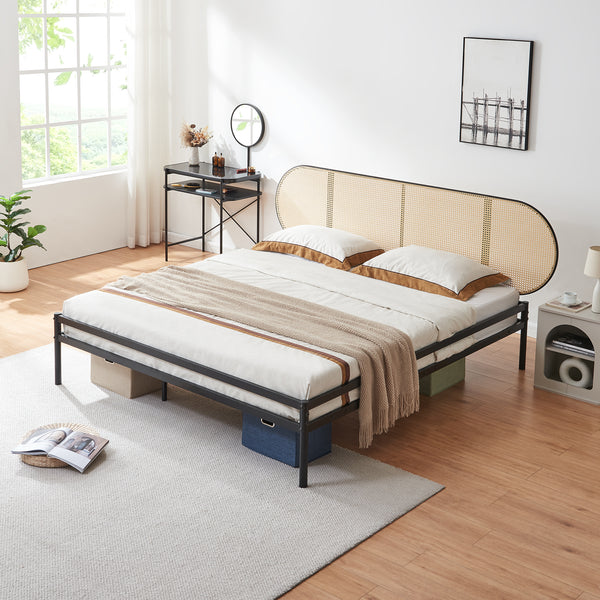 Metalen bed Linköping met matras zwart en rotan look [en.casa]