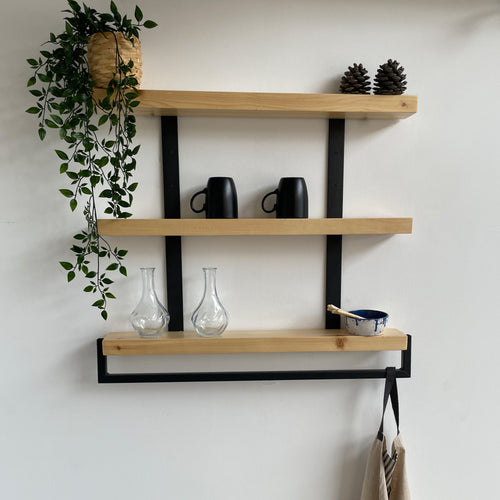[en.casa] Wandplank Nykøbing 67,5x79x8,5 cm houtkleurig en zwart